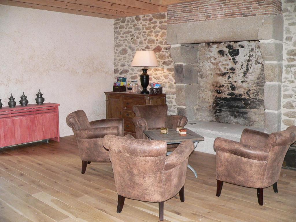 Le Manoir Du Pas Jahan Couëron Buitenkant foto