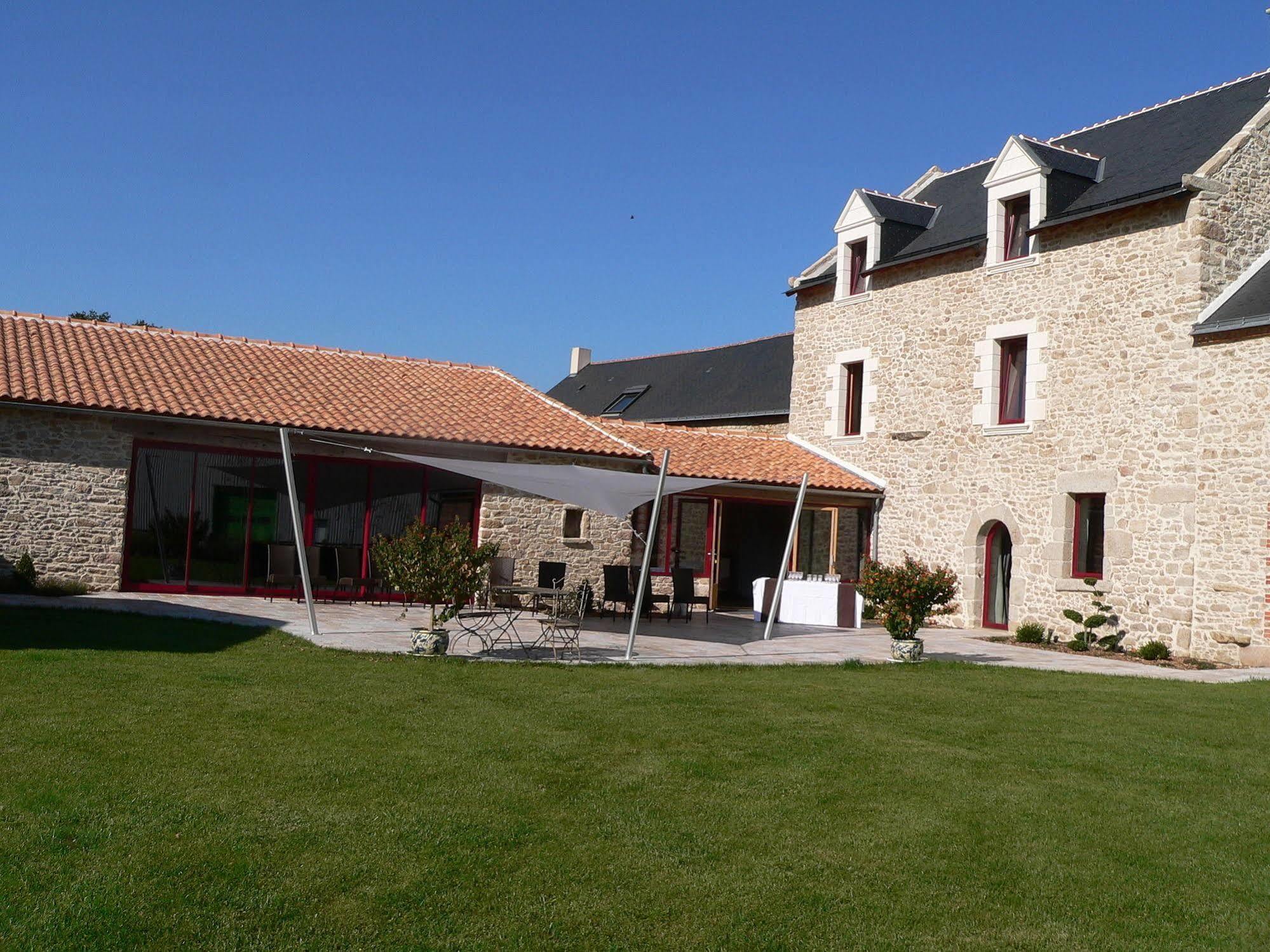 Le Manoir Du Pas Jahan Couëron Buitenkant foto