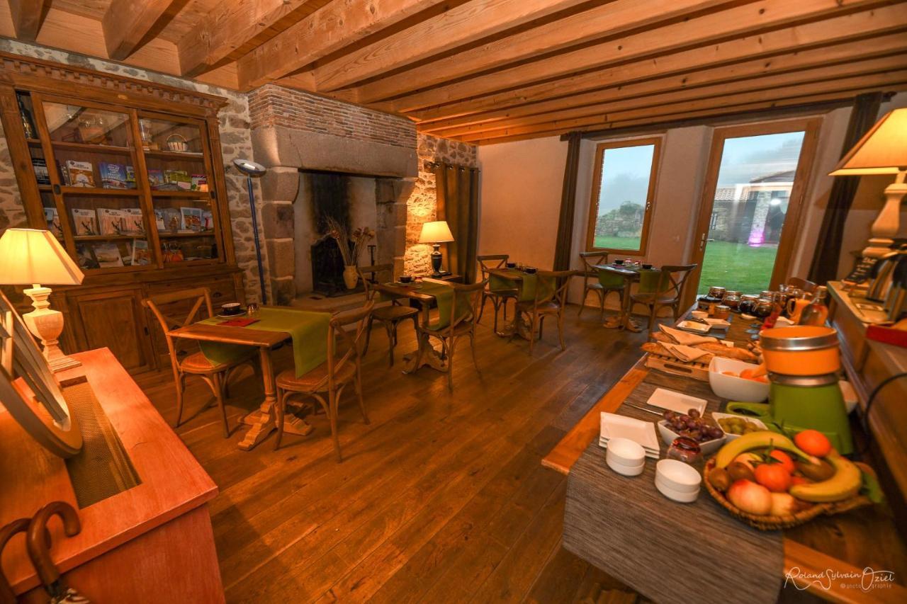 Le Manoir Du Pas Jahan Couëron Buitenkant foto