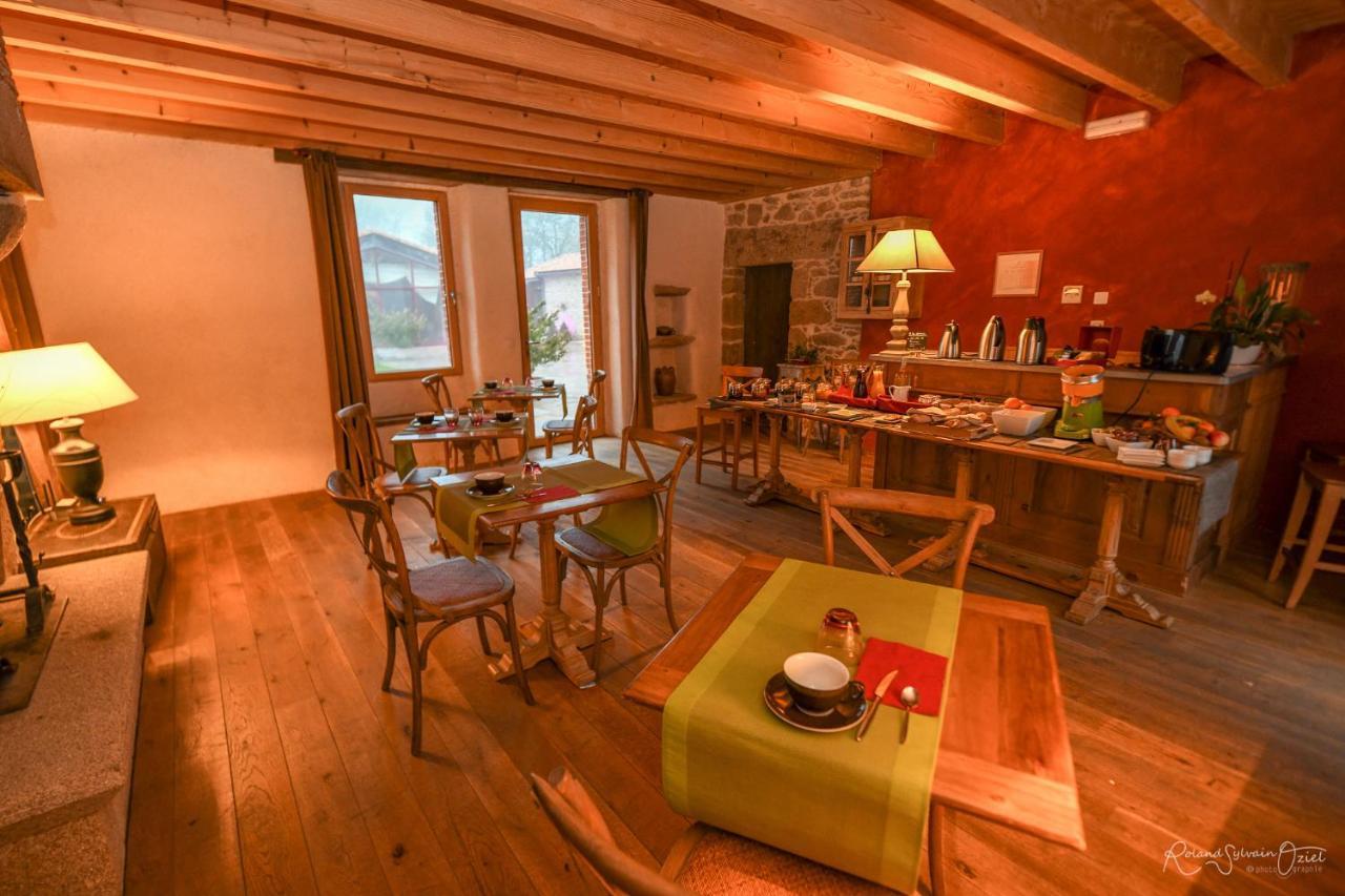 Le Manoir Du Pas Jahan Couëron Buitenkant foto